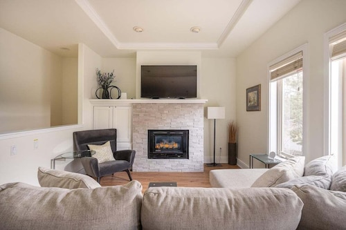 Bluebird Day - Timber Ridge