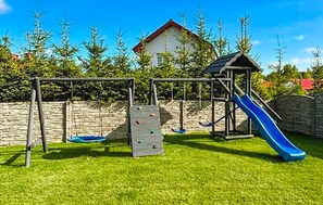 Children’s area - 3 bedroom beautiful home in Wodnica (Wodnica)