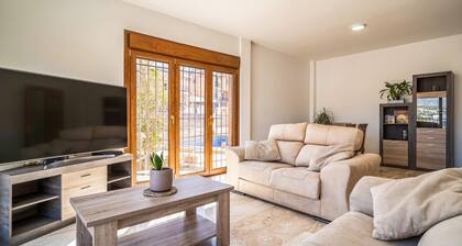 Nice home in Jun with WiFi
