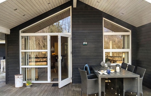 Beautiful home in Toftlund with sauna