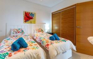 2 bedrooms, free WiFi, bed sheets