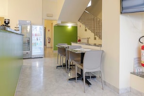 House | Dining