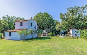 Children’s area - Cozy apartment in Medulin with WiFi (Medulin)