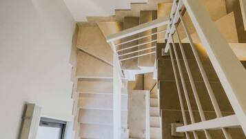 Basic Villa | Interior