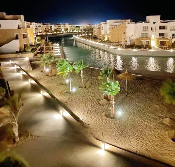 Basic Apartment | Property grounds - Xuru Stays I Lagoonfront Easy 1bdr @ Swan Lake El Gouna (El Gouna)