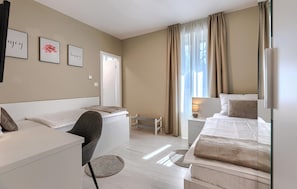 3 habitaciones y caja de seguridad en la habitación