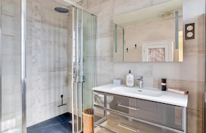 Shower, hair dryer