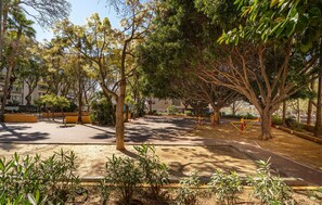 Property grounds - Cozy apartment in Marbella with WiFi (Marbella)