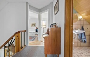 3 bedrooms, travel cot - 3 bedroom cozy home in Rørvig (Rørvig)