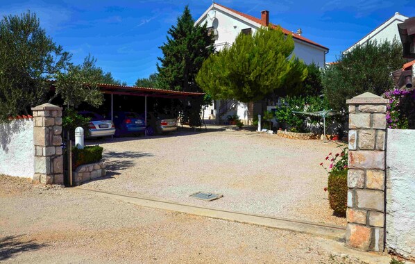 Terrain de l’hébergement 