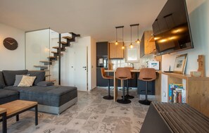 TV connectée, cheminée