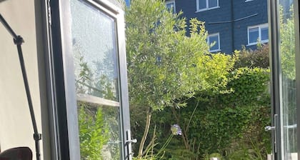Restored Traditional House - Freeparking - Garden