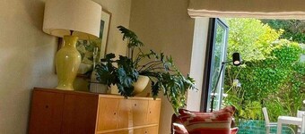 Restored Traditional House - Freeparking - Garden