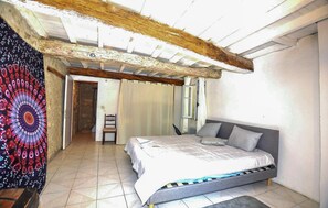 2 chambres, Wi-Fi gratuit, draps fournis