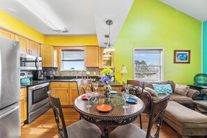 Microwave, dishwasher, coffee/tea maker