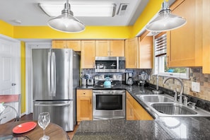 Microwave, dishwasher, coffee/tea maker