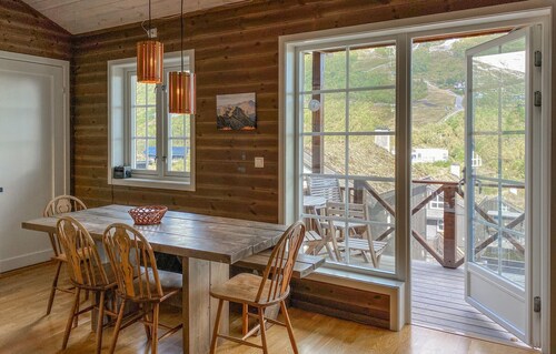 2 bedroom cozy apartment in Stranda