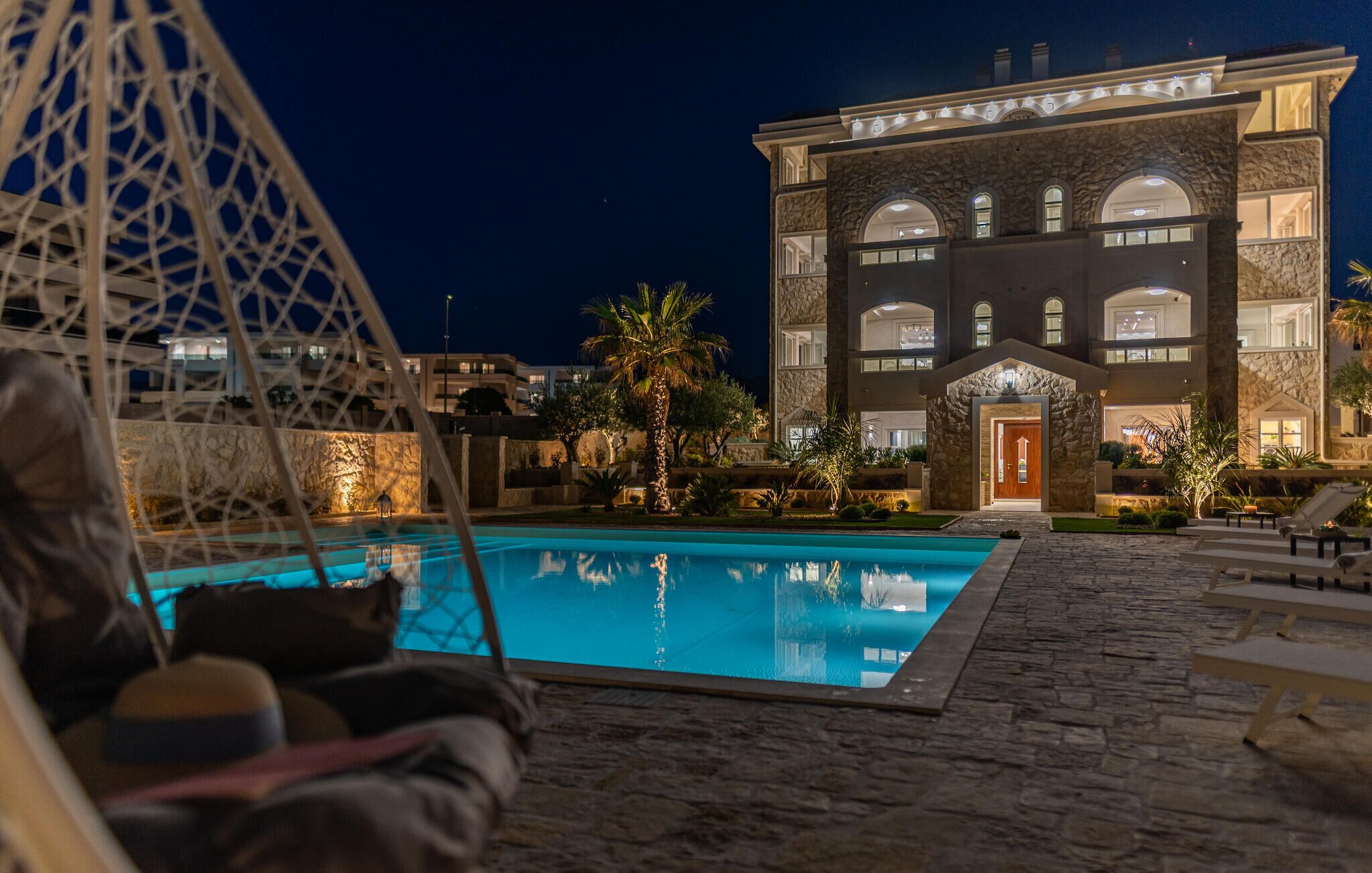 Et oppvarmet basseng