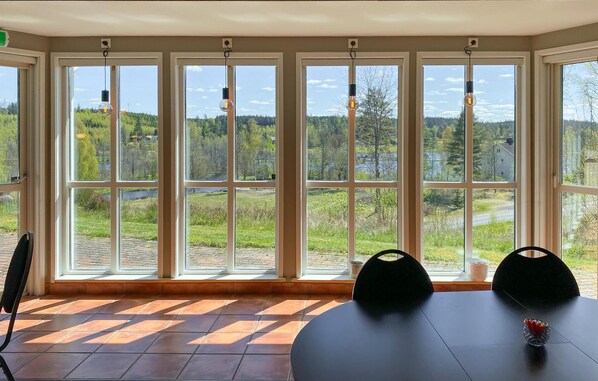 Interior - Awesome home in Hok with WiFi (Hok)