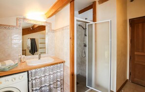 Ducha y secador de pelo