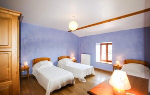 2 chambres, fer et planche Ă repasser, lit parapluie, Wi-Fi gratuit