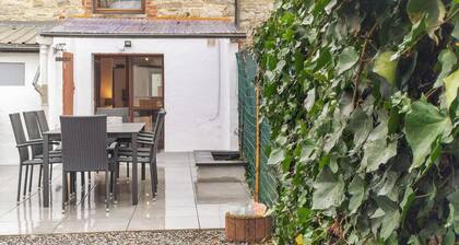 2 bedroom pet friendly home in Treignes