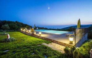 Pool - Awesome home in Labin (Labin)