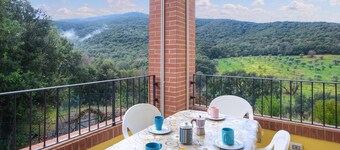 Awesome apartment in Scarlino with WiFi