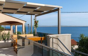 Property grounds - 1 bedroom cozy apartment in Baric Draga (Baric Draga)