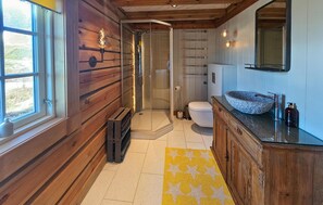 Shower - 3 bedroom stunning home in Drangedal (Drangedal)