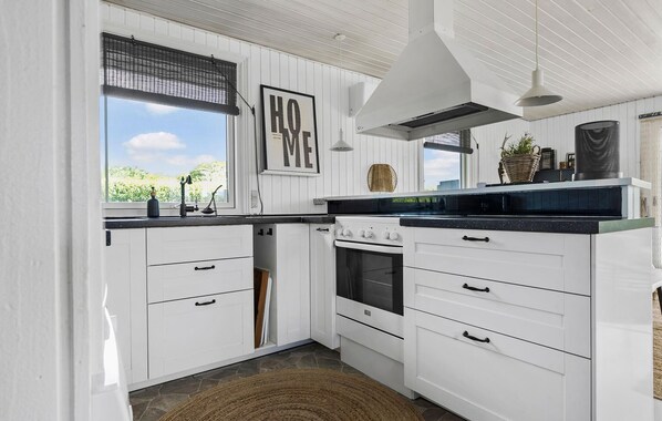 Kühlschrank, Herdplatte, Geschirrspüler