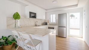 Chalet | Private kitchen - Bungalow in Maspalomas Near Golf & Beach (San Bartolomé de Tirajana)