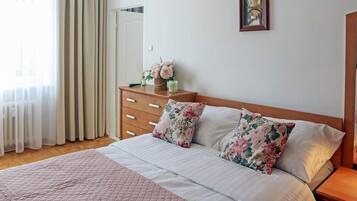 1 bedroom, iron/ironing board