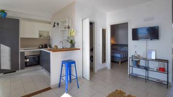 Een koelkast, een oven, een vaatwasser