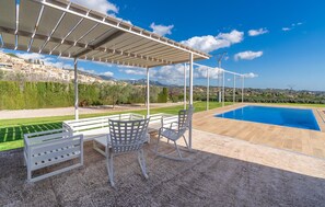 Pool - Awesome home in Selva (Selva)