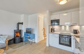 Kühlschrank, Herdplatte, Geschirrspüler