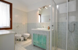 Shower - Stunning home in Torre dei Corsari (Torre dei Corsari)