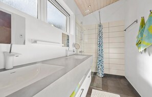 Dusj og hårføner