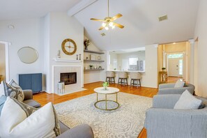 Fireplace - Private Yard + Gazebo: Quiet Houston Home (Houston)
