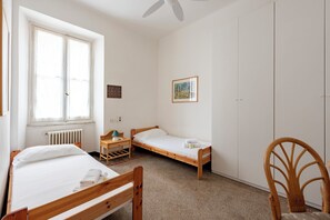 Apartment, 2 Bedrooms | 2 bedrooms, free WiFi, bed sheets