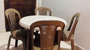 تناول الطعام