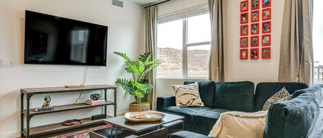 Apartment (2 Bedrooms) | Front of property