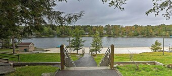 3 Mi to Tobyhanna State Park: Home w/ Serene Deck!