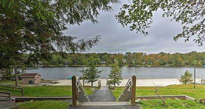 3 Mi to Tobyhanna State Park: Home w/ Serene Deck!