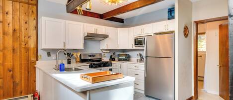 House (4 Bedrooms) | Interior