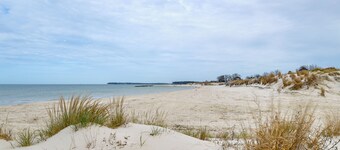 Walk to Beach & Central Park: Home in Cape Charles