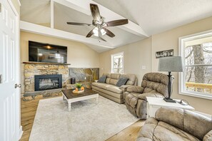 House (4 Bedrooms) | Interior - Water-view Deck: Home on Dale Hollow Lake (Albany)