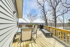 House (4 Bedrooms) | Interior - Water-view Deck: Home on Dale Hollow Lake (Albany)