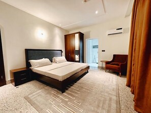 Economy Apartment, Balcony, City View