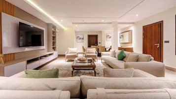 Economy Apartment, Balcony, City View | Living area